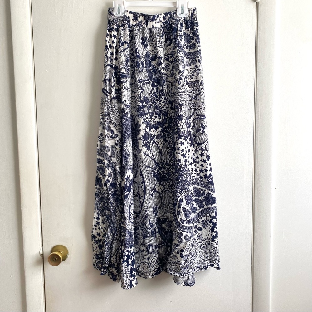 Active USA Small Blue & White Paisly Maxi Skirt
